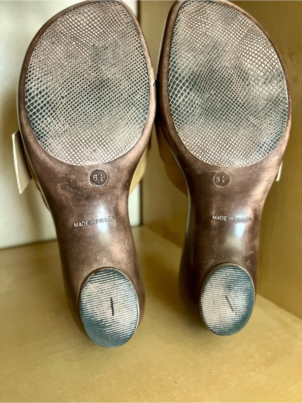 Harley-Davidson Macie Ring Tan Slide Heeled Sandals with Brass-Tone Buckle